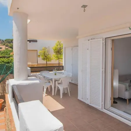 Lovely Spacious アパート ベナルマデナ