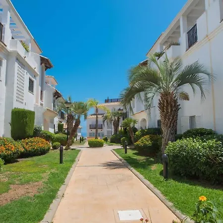 Lovely Spacious * ベナルマデナ