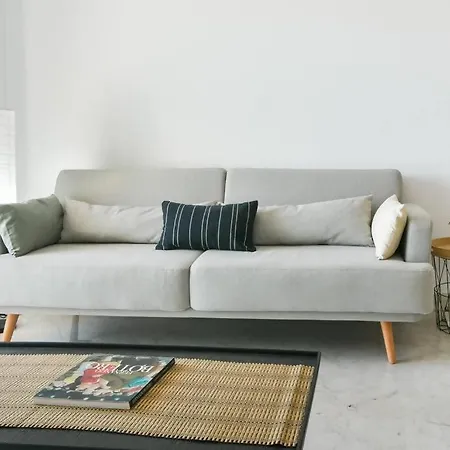 Lovely Spacious 아파트 *